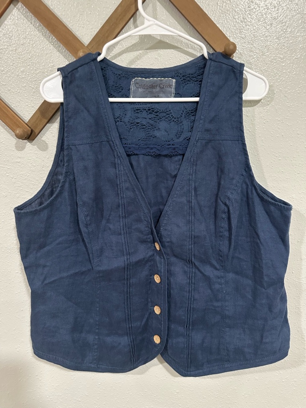 Coldwater Creek Linen Blend Blue Vest Lace Back Panel Wooden Buttons Size 18